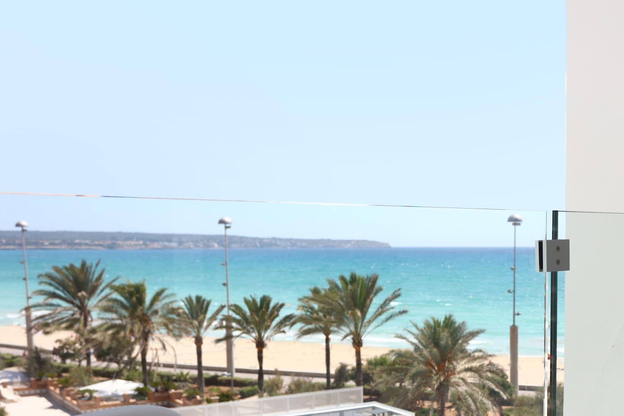 Iberostar Selection Playa De Palma Hotel Exterior foto View of the beach