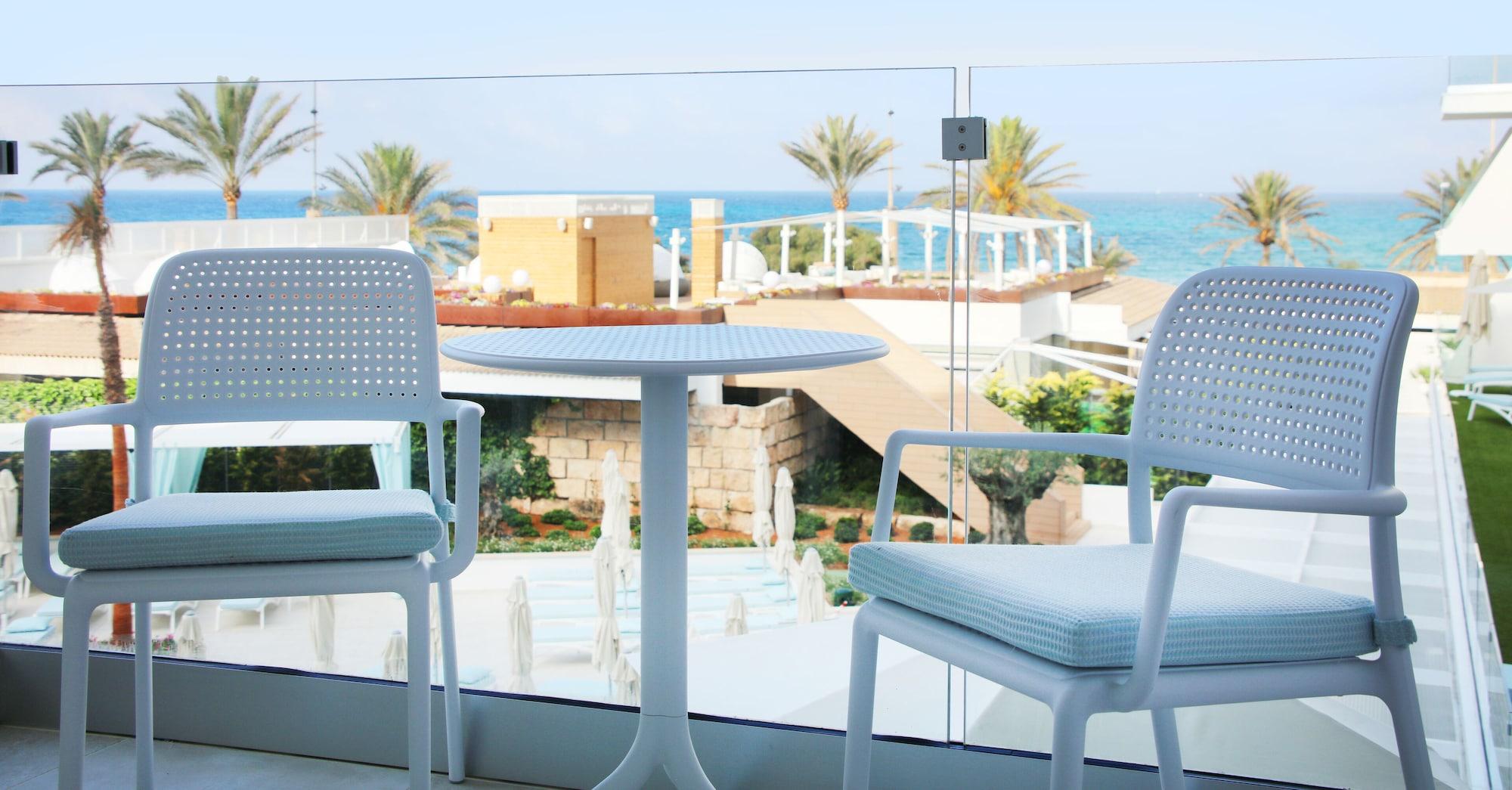 Iberostar Selection Playa De Palma Hotel Exterior foto View from the balcony of a room at the hotel